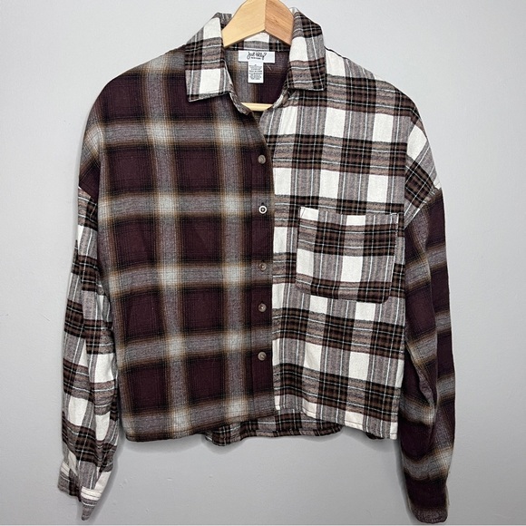 Just Polly Tops - Just Polly Brown & Gray Plaid Button-Up Flannel Boxy Relaxed Shirt Size Small